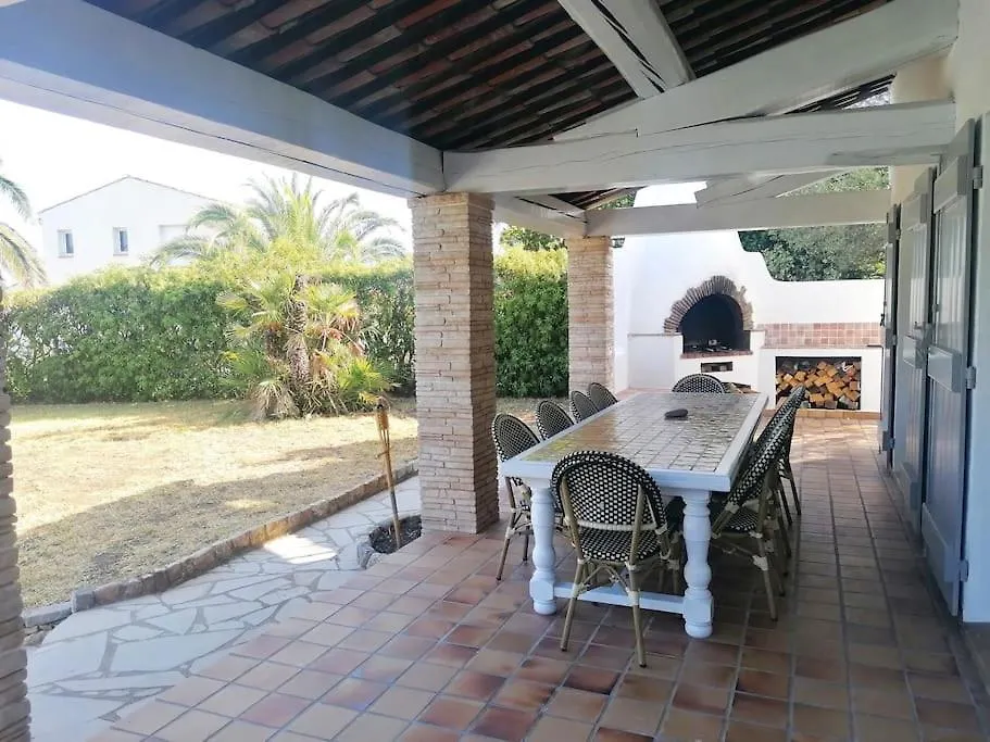 La Villa Du Roc, Grandiose, 5Mn A Pied De La Mer Fréjus