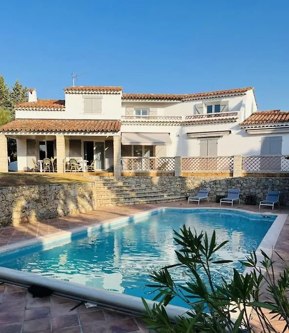 La Villa Du Roc, Grandiose, 5Mn A Pied De La Mer Frejus